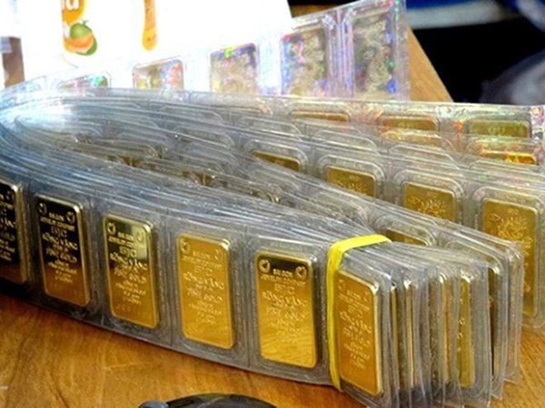 Vàng trong nước vẫn bỏ qua biến động thế giới