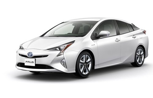 Toyota Prius 2016 tiêu thụ xăng trung bình 2,5 lít/100 km
