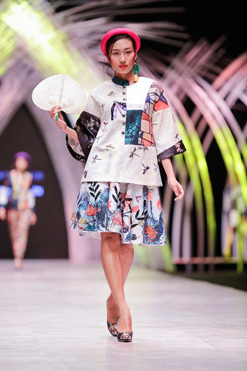 9 xu hướng gây "thổn thức" tại sàn diễn VIFW 2015