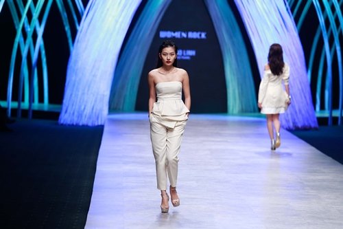 9 xu hướng gây "thổn thức" tại sàn diễn VIFW 2015