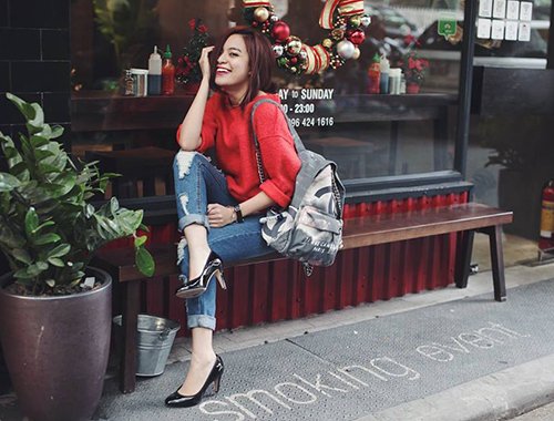 7 ngày mặc đẹp với quần jeans cùng Hoàng Thùy Linh