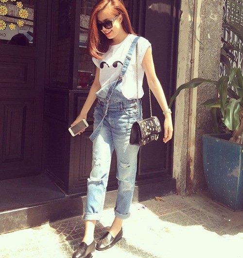 7 ngày mặc đẹp với quần jeans cùng Hoàng Thùy Linh