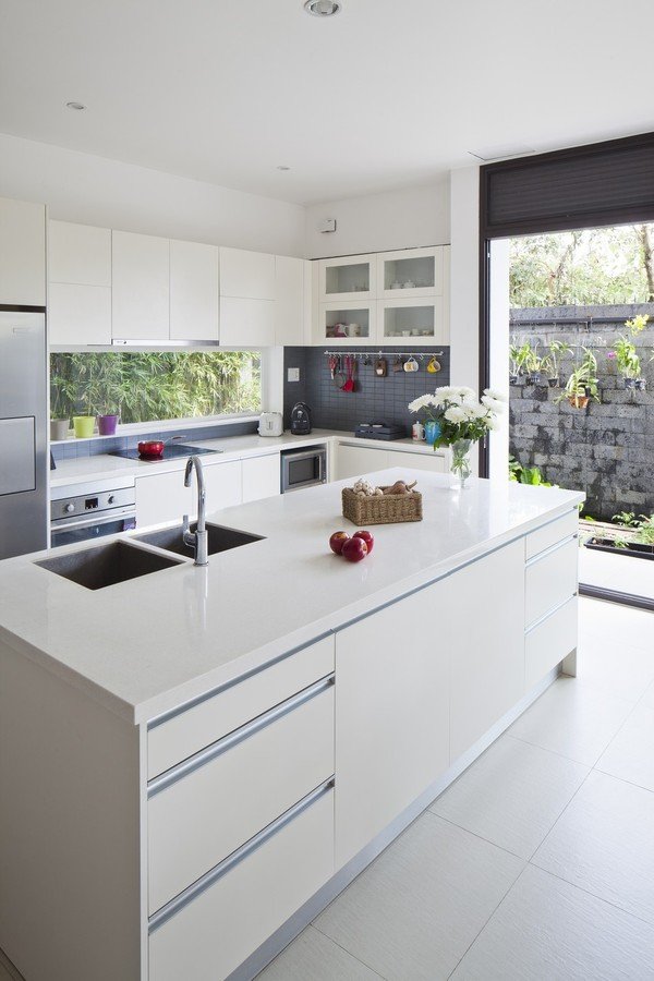 Ngôi nhà có sân vườn cực đẹp ở Sài Gòn khiến báo Tây không tiếc lời khen ngợi