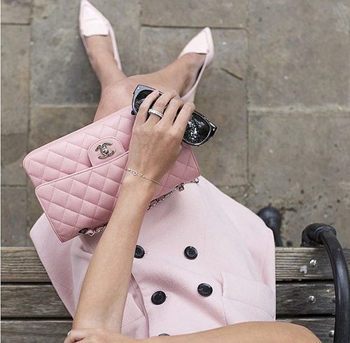 Cách mix đồ nữ đẹp với trang phục màu hồng pastel