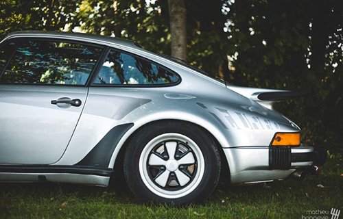 Cận cảnh chiếc xe "40 tuổi vẫn tuyệt đẹp" Porsche 930 Turbo 3.0