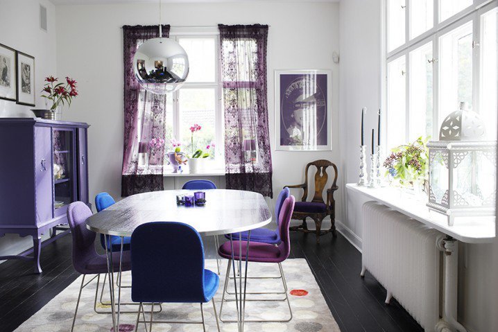 Thổi hồn cho phòng ăn bằng gam màu tím đẹp đến khó cưỡng