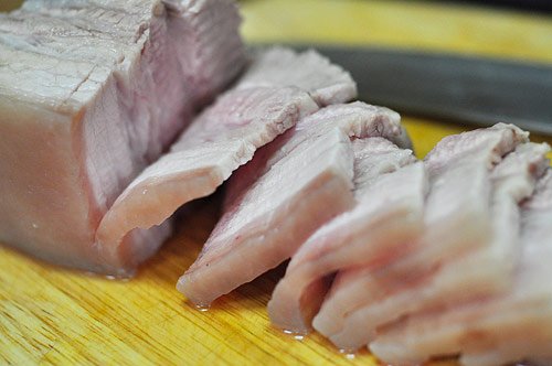 Sai lầm khi ăn thịt bò, thịt lợn gây hại sức khoẻ nghiêm trọng