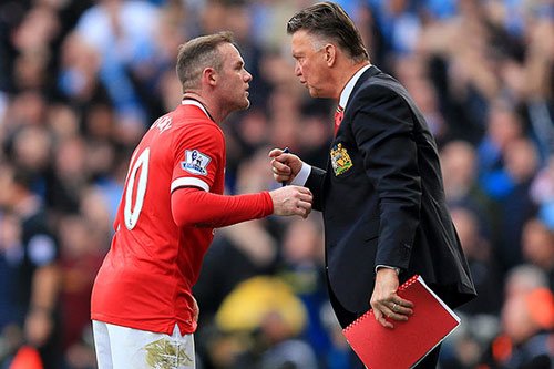 MU: Niềm tin mù quáng của Van Gaal với Rooney