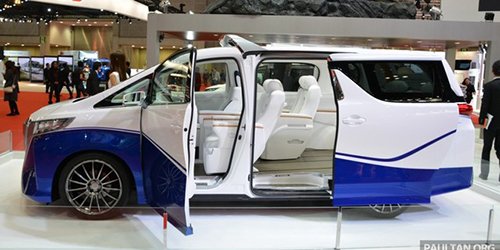 Xe MPV hạng sang Toyota Alphard “biến hình” thành du thuyền 4 bánh