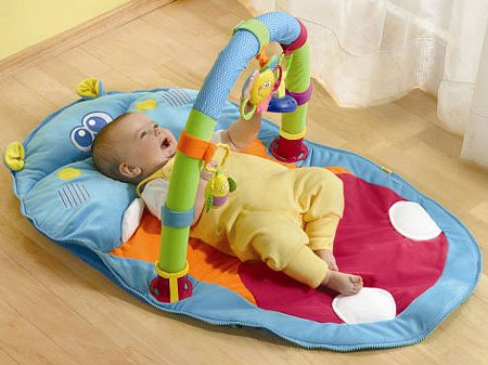 Nguyên tắc khi chọn đồ chơi cho bé dưới 6 tháng tuổi