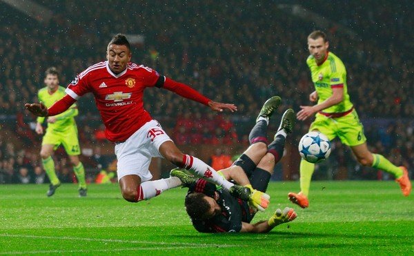 Huyền thoại Man United lo sợ Pep Guardiola sẽ phá hỏng đội bóng