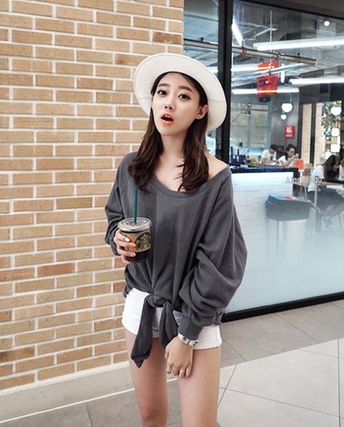 Cách diện áo nỉ đúng mốt nhất trong mùa thu năm nay