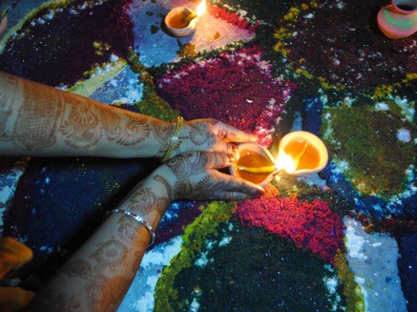 Rực rỡ lễ hội ánh sáng Diwali ở 13 quốc gia