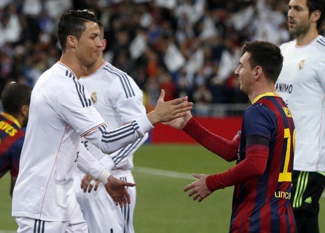 Ronaldo tin Quả bóng vàng khó thoát khỏi Messi