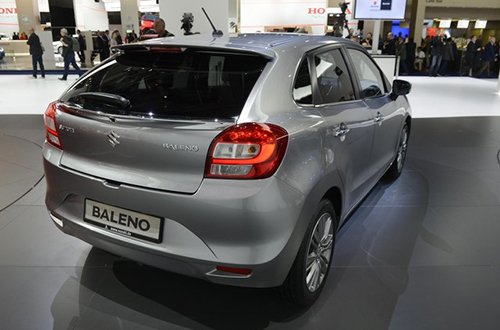 Xe 171 triệu Đồng Suzuki Baleno "bán chạy như tôm tươi"