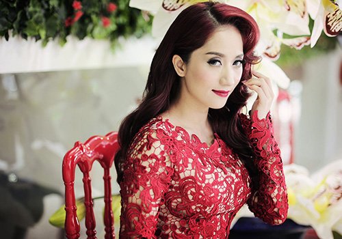 7 người đẹp Việt nổi tiếng vẫn gắn bó với nghề giáo viên
