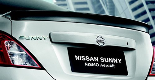 Chỉ 25 triệu, Nissan Sunny “lột xác” với bộ kit Nismo tại Việt Nam