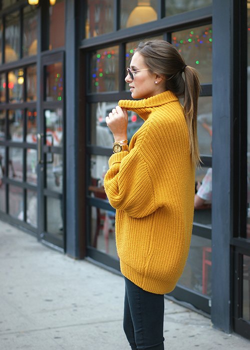 8 kiểu áo len sành điệu mọi cô nàng nên có trong tủ đồ mùa thu