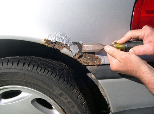 4 hành động vô tình phá hủy xe ôtô của bạn