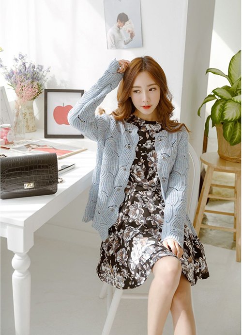 Váy liền phong cách Hàn "ăn gian tuổi" cho quý cô công sở