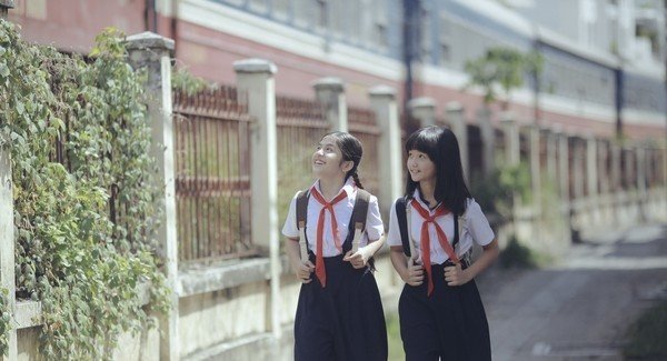 Sau phim tấu hài dung tục, điện ảnh Việt cần hơn sự tử tế
