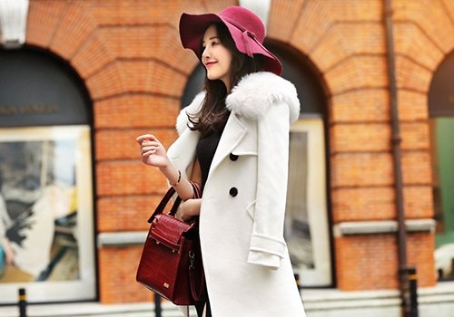 Áo khoác dạ phong cách Hàn sành điệu cho nàng công sở