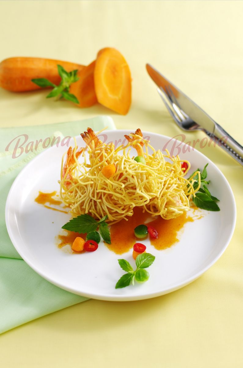 Mì quấn tôm chua ngọt