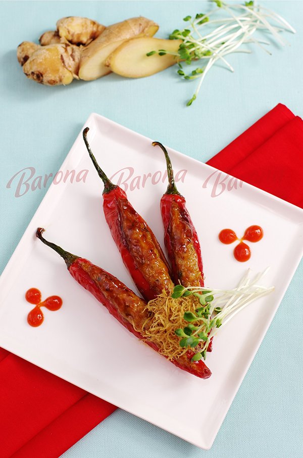 Chả cá nhồi ớt rim gừng