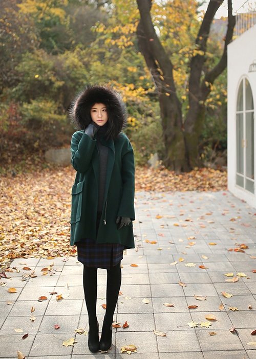 Áo khoác dạ mũ lông phong cách Hàn thời thượng cho nàng công sở