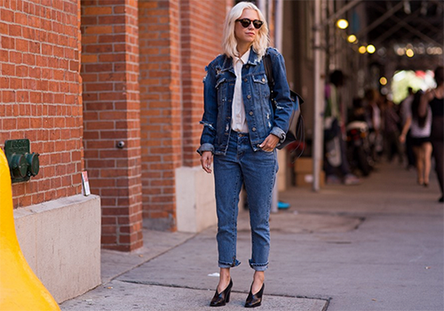 7 cách kết hợp quần jeans với giày cao gót