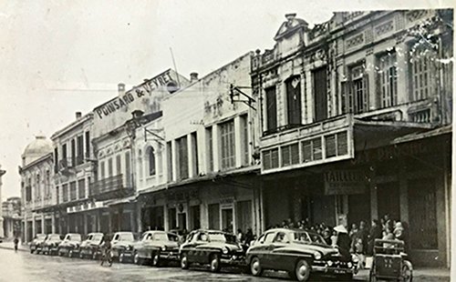 Thú vị trước dàn xe "sang" đón dâu năm 1952 tại Hà Nội