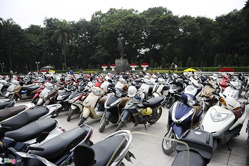 Hàng nghìn người chen chân tìm về ký ức Hà Nội