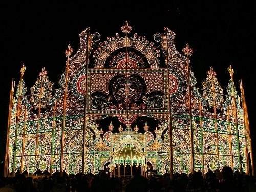 Lễ hội ánh sáng lung linh ở Nhật Bản