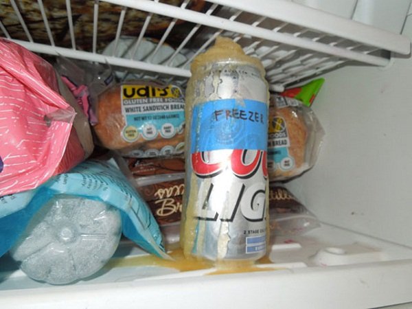Những sai lầm khiến tủ lạnh nhà bạn biến thành "bom"