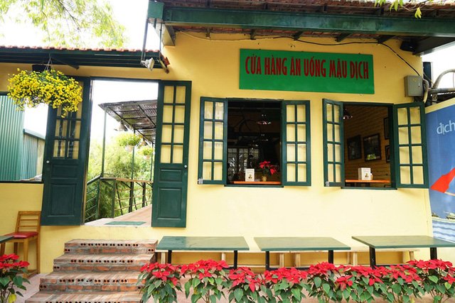 Ngôi nhà mang phong cách 'bao cấp' gợi nhớ Hà Nội xưa