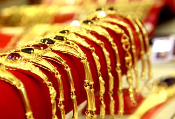 Giá vàng đảo chiều tăng nhẹ