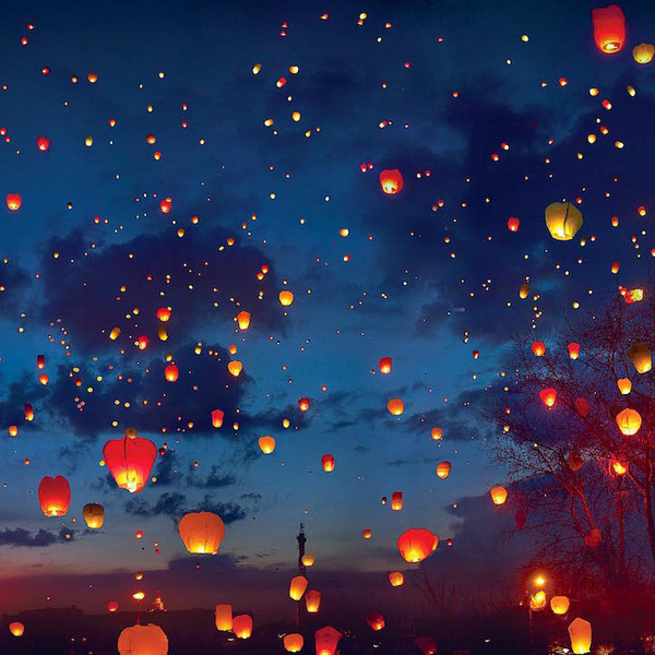 Moscow hoa lệ trong ánh đèn hoa đăng đẹp như truyện cổ tích