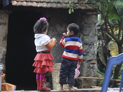 Nhớ cái rét tuổi thơ và chiếc áo ấm của mẹ