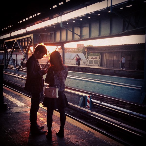 Làm gì khi bạn bè ghen tỵ với bạn?