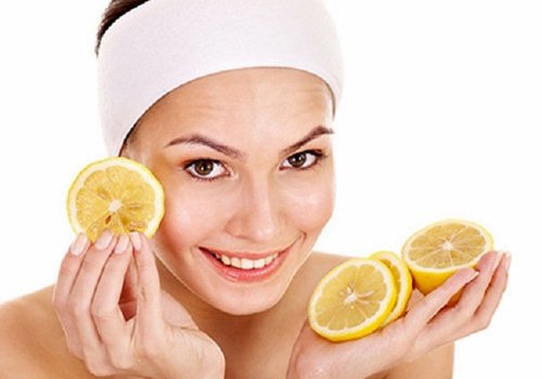 Trị nám và trắng da ngay tại nhà với quả cam