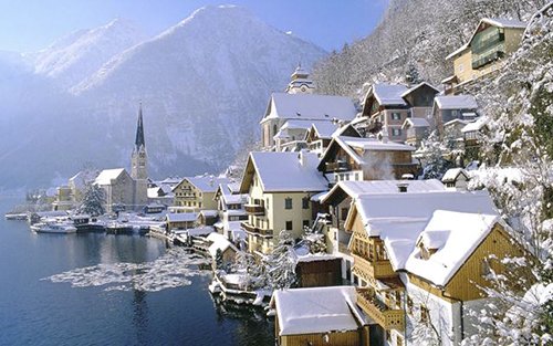 Hallstatt - Làng say sưa ngủ giữa sương khói Alps