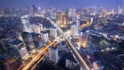 Việt Nam nằm trong nhóm 8 nền kinh tế mới nổi tích cực trong 2016