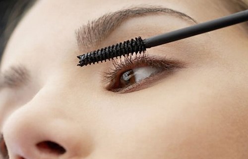 Loại bỏ ngay những sai lầm khi sử dụng mascara