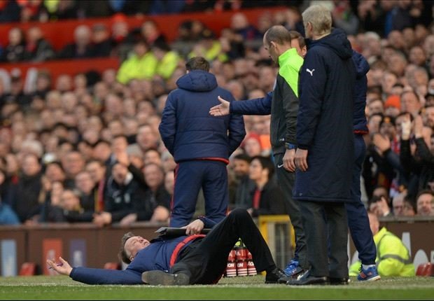 Messi sắp sang Việt Nam thi đấu