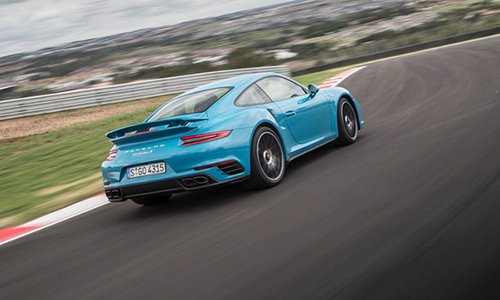 Porsche 911 Turbo S 2016 có giá 14,5 tỷ Đồng tại Việt Nam