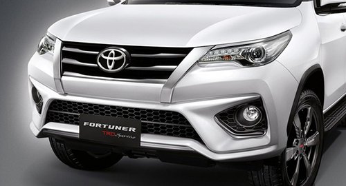 Toyota trình làng phiên bản thể thao của Fortuner thế hệ mới