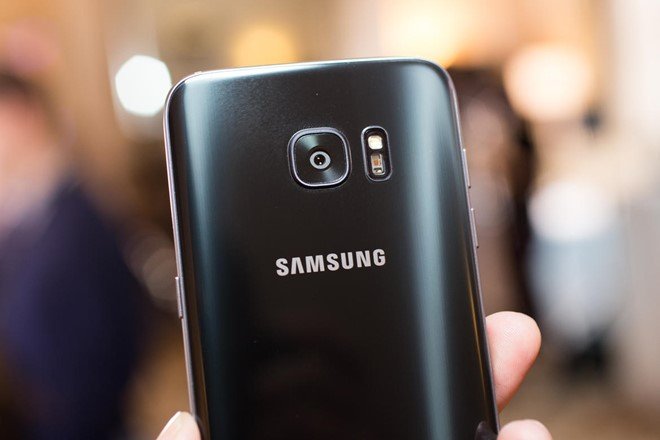 Samsung sẽ đáp trả iPhone SE bằng Galaxy S7 mini