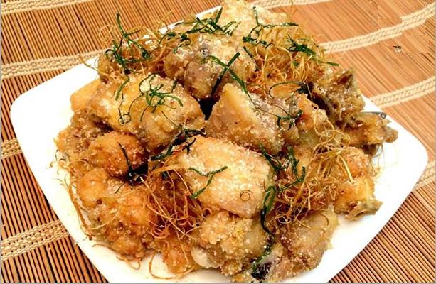 Dạy bạn cách làm gà rang muối mà không hề bị mặn