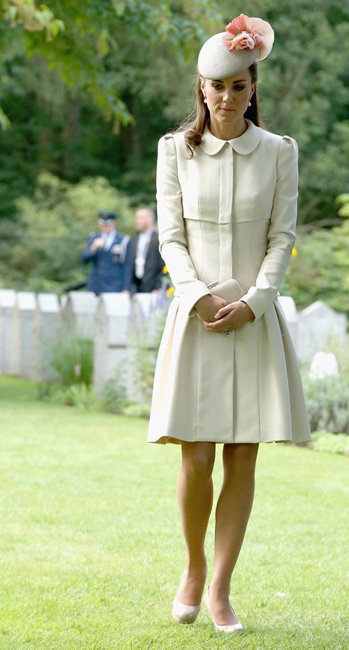 15 mẫu váy thanh lịch chứng tỏ đẳng cấp của Kate Middleton