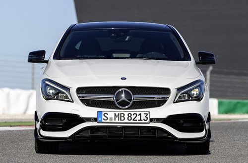 Mercedes-AMG CLA45 2016: Tăng tốc nhanh hơn